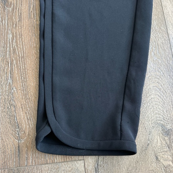 J. Crew elastic waistband black pants.  Women’s size 10.  Like new condition! - Picture 3 of 11